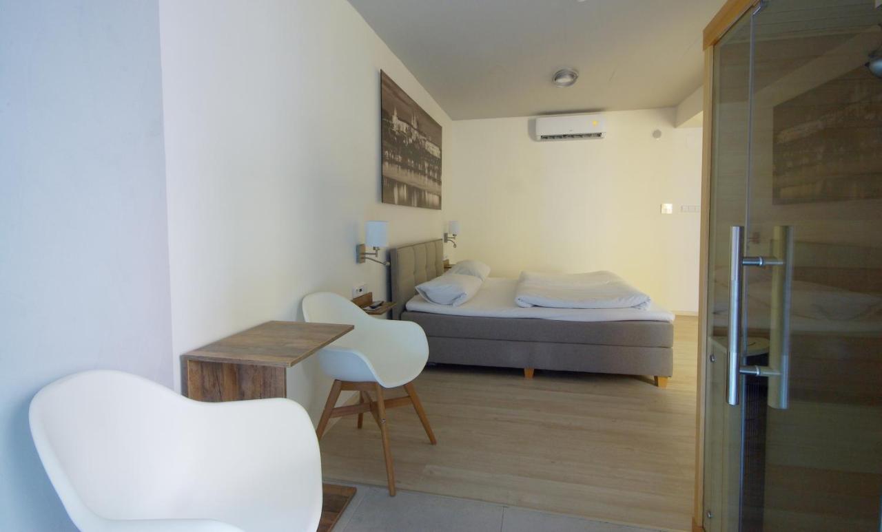 Adeba Hotel Prague Luaran gambar