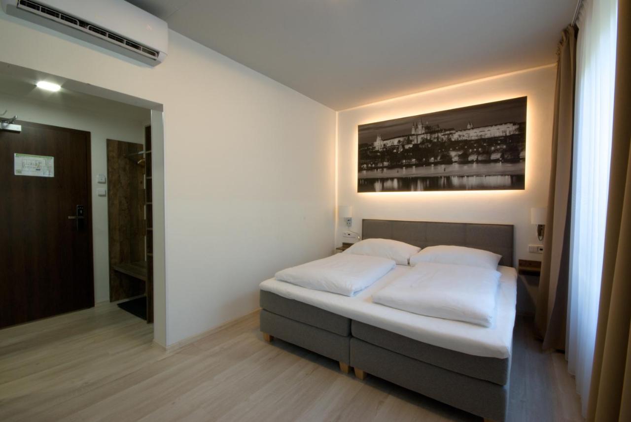Adeba Hotel Prague Luaran gambar
