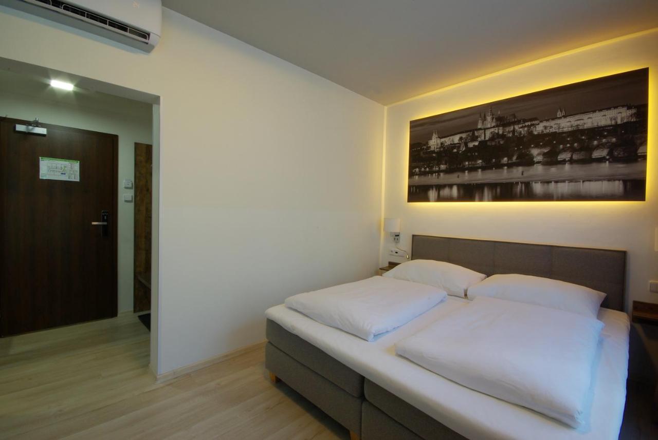 Adeba Hotel Prague Luaran gambar